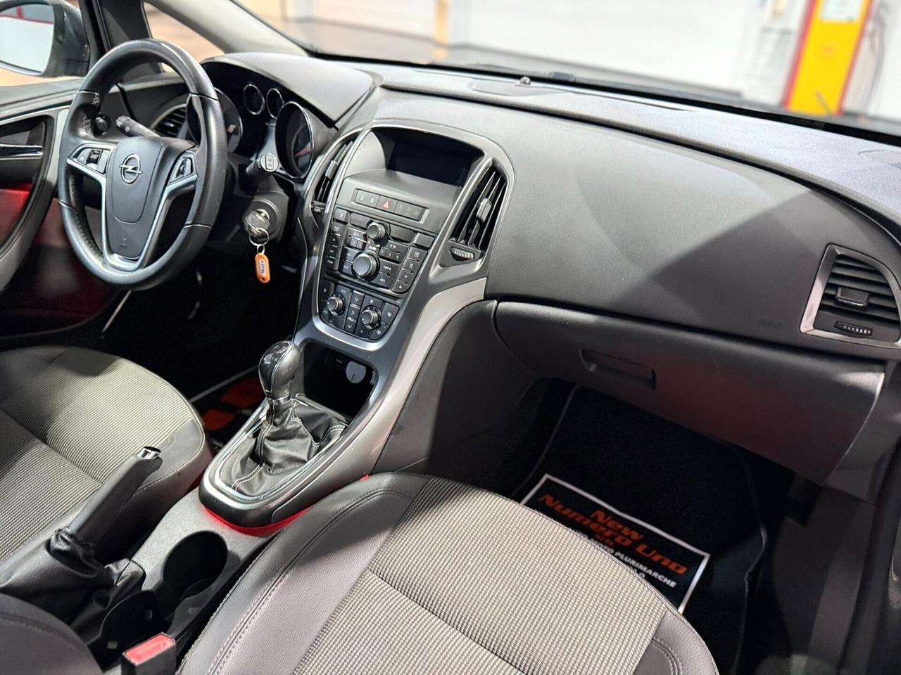 Opel Astra 1.7 Cdti 110cv cosmo tourer 2012