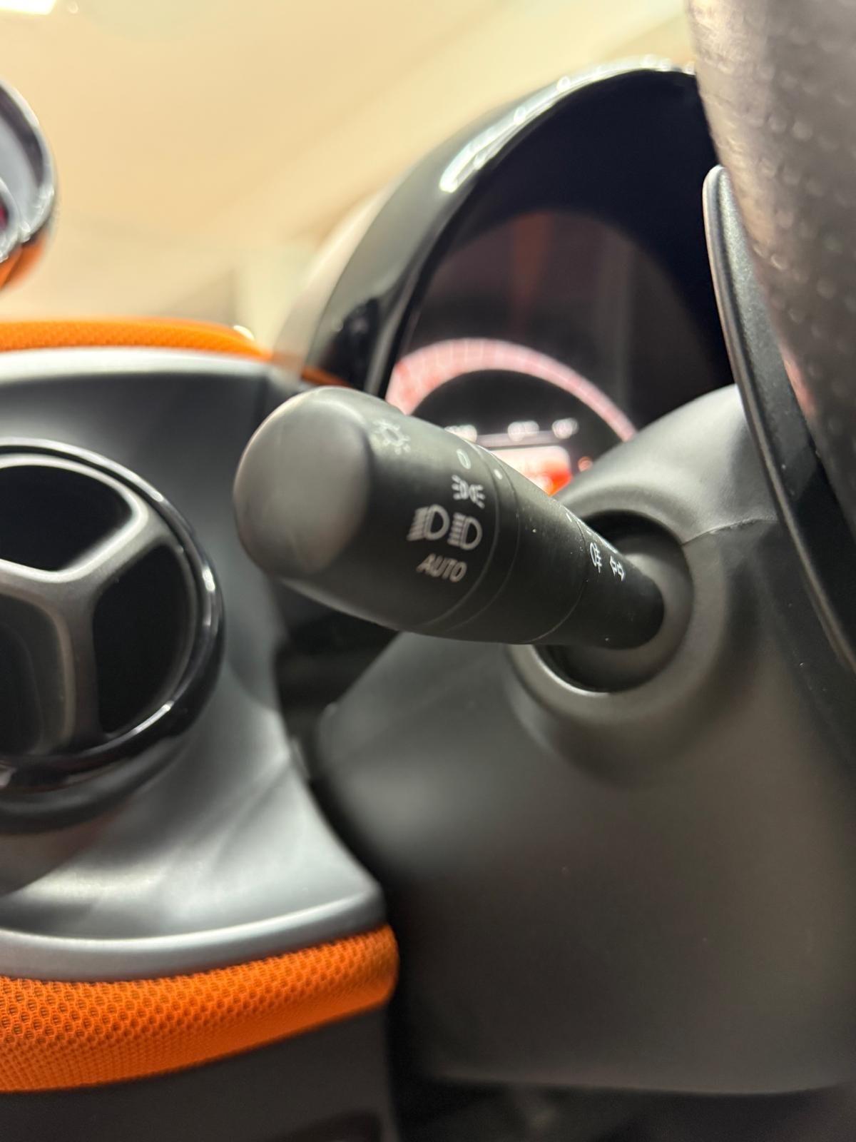 Smart ForTwo 0.9 Turbo twinamic Urbanrunner Brabus