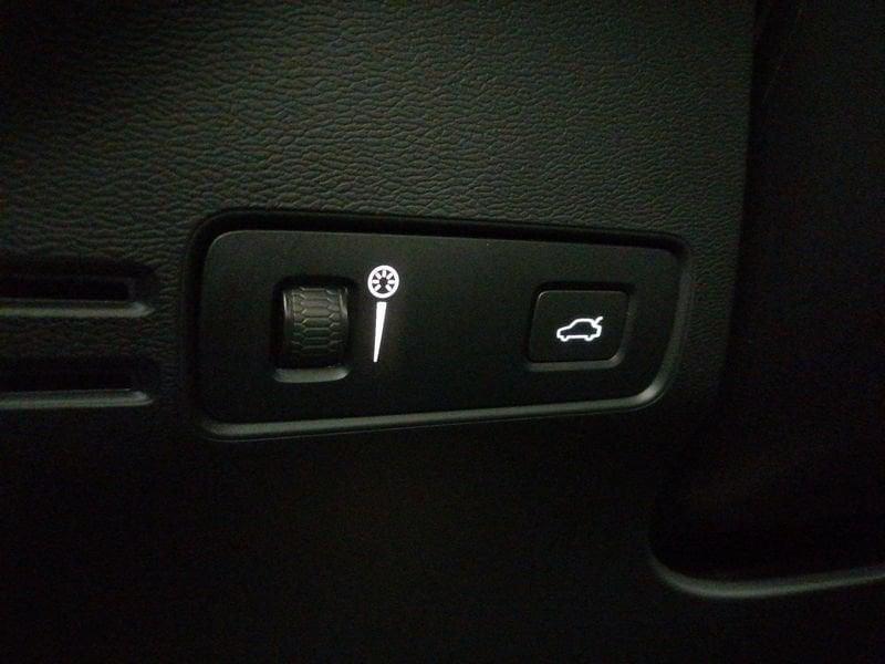 Volvo XC40 1.5 t2 Momentum auto my21