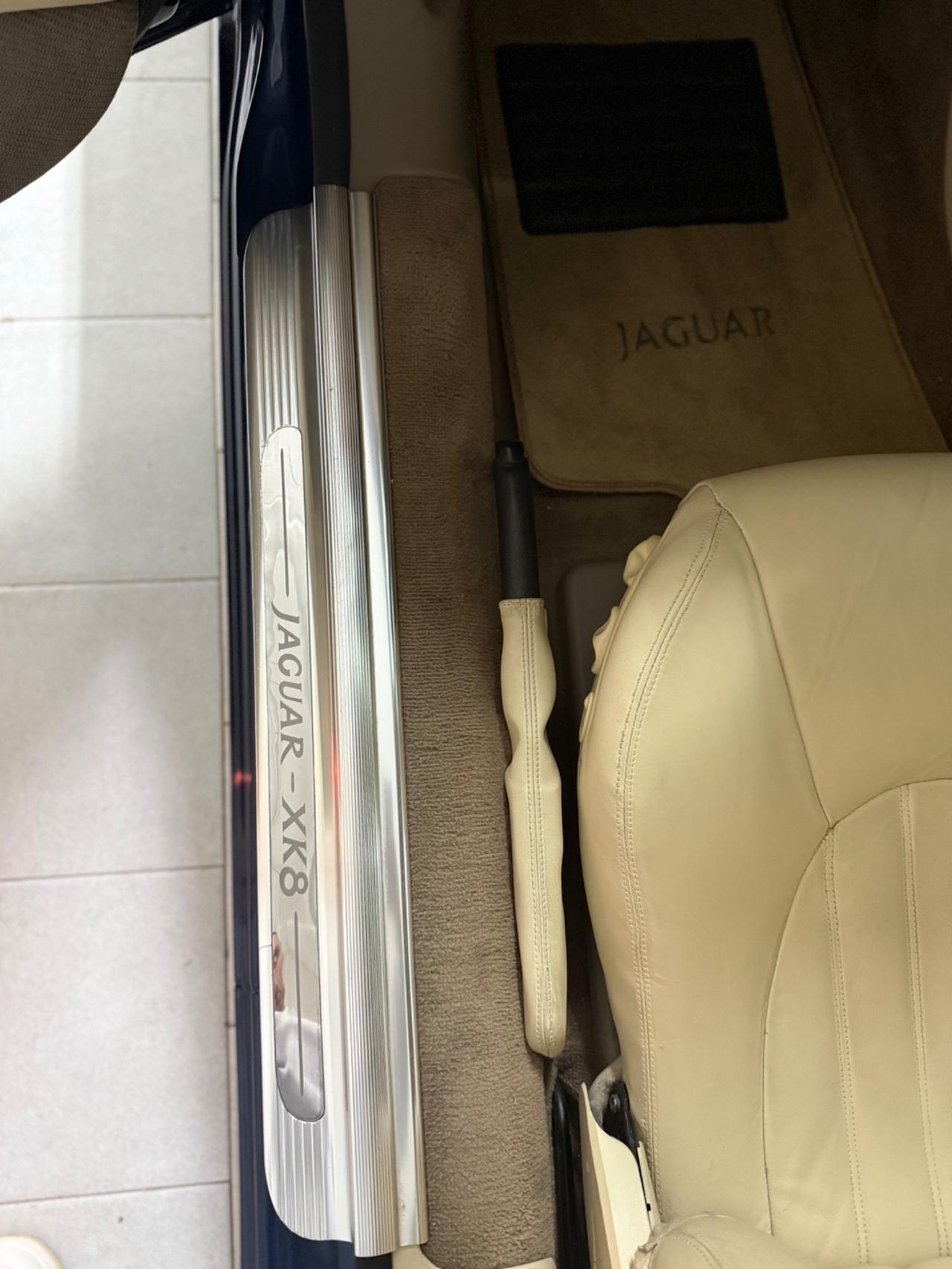 Jaguar XK XK8