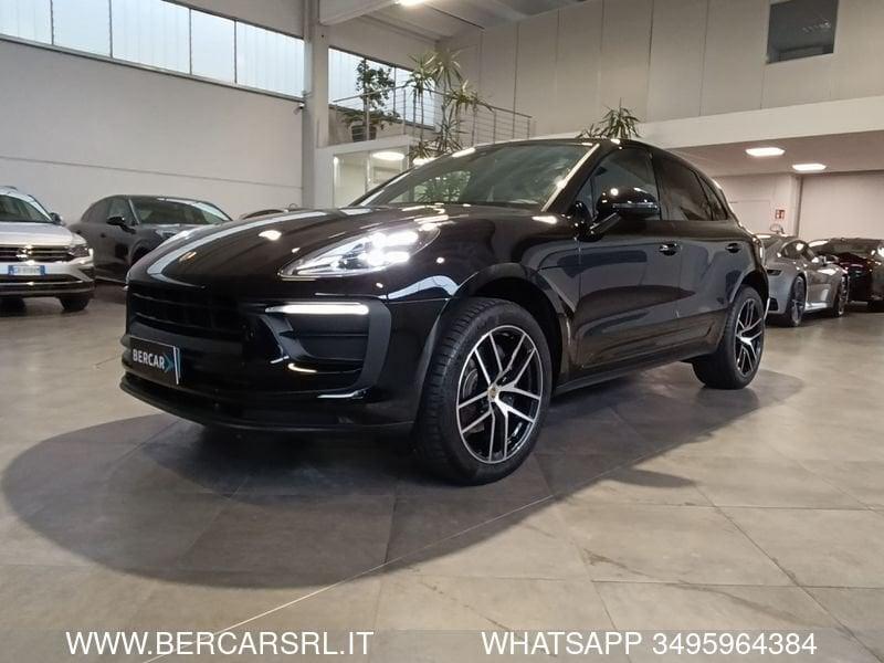 Porsche Macan 2.0 T*TETTO*SOSPENSIONI ATTIVE*SEDILI RISC + VENTILATI*RETROCAMERA*TERMINALI SPORTIVI *PACCHETTO CHR