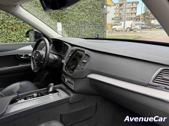 VOLVO XC90 2.0 b5 Momentum Pro awd 7 posti TETTO CERCHI 21'