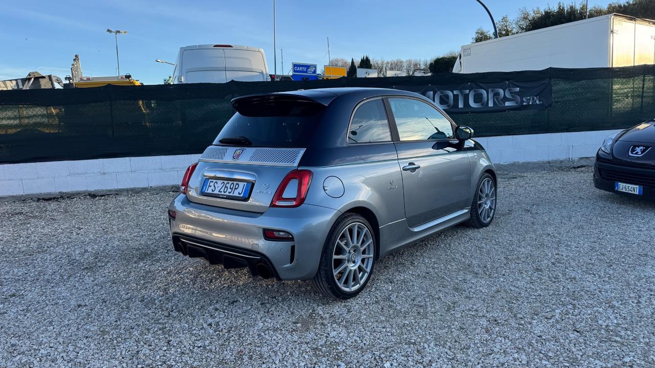 Abarth 695 1.4 Turbo T-Jet Rivale