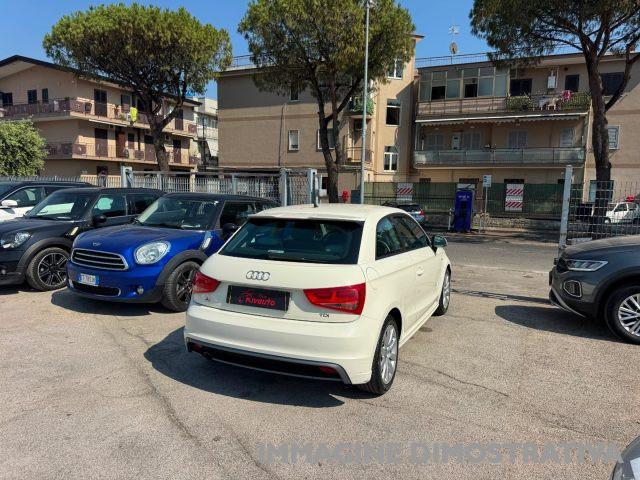 AUDI A1 1.6 TDI 105 CV Ambition