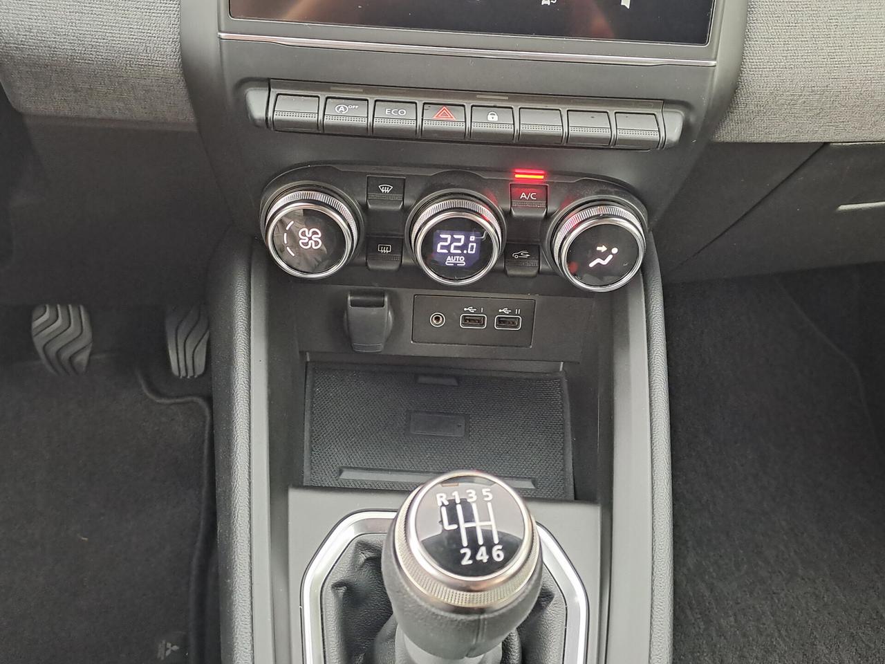 Mitsubishi Colt 1.0L turbo 90 CV Invite
