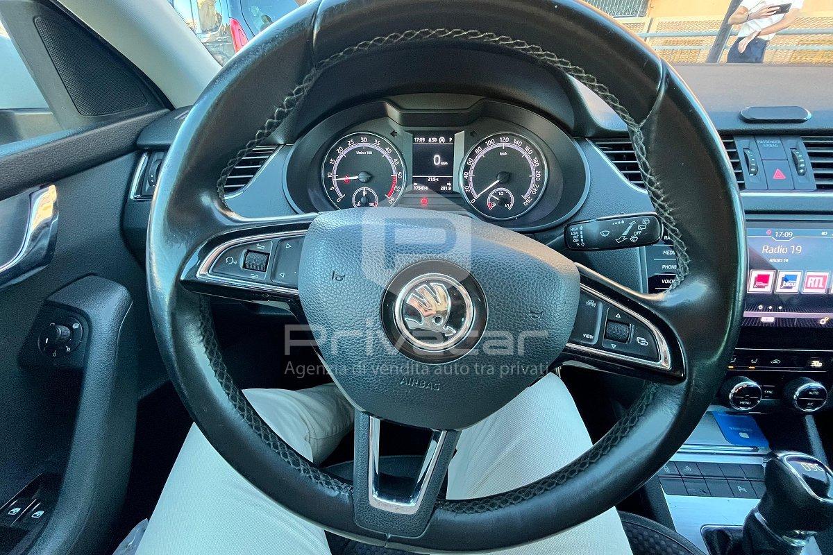 SKODA Octavia 1.6 TDI SCR 115 CV Wagon 4x4 Style