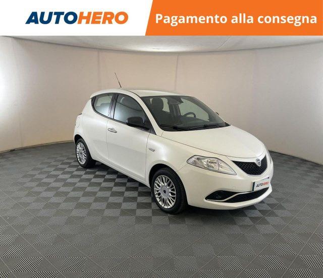 LANCIA Ypsilon 1.2 69 CV 5 porte Silver