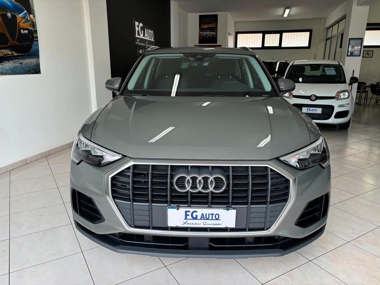 Audi Q3 35 TDI S tronic Business