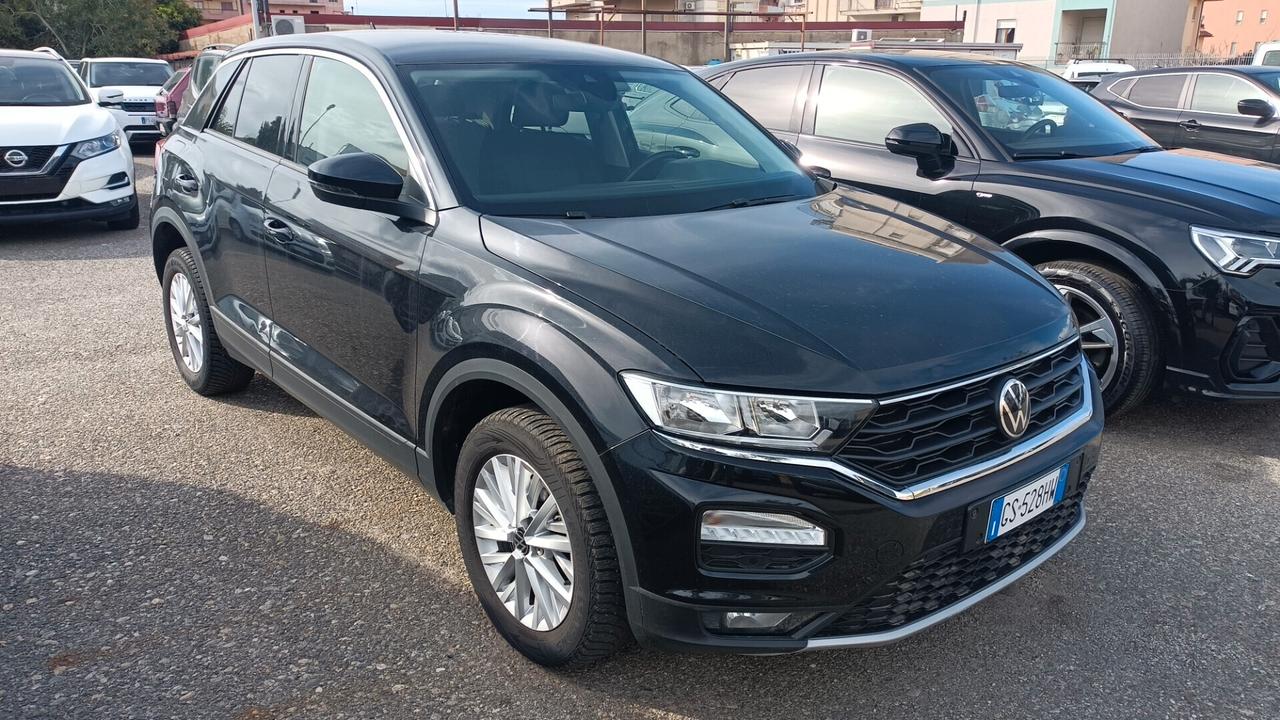 Volkswagen T-Roc 1.6 TDI SCR Business BlueMotion Technology