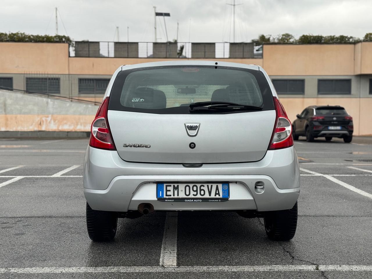 DACIA SANDERO 1.2 BENZINA NEO PATENTATI 12 MESI DI GARANZIA