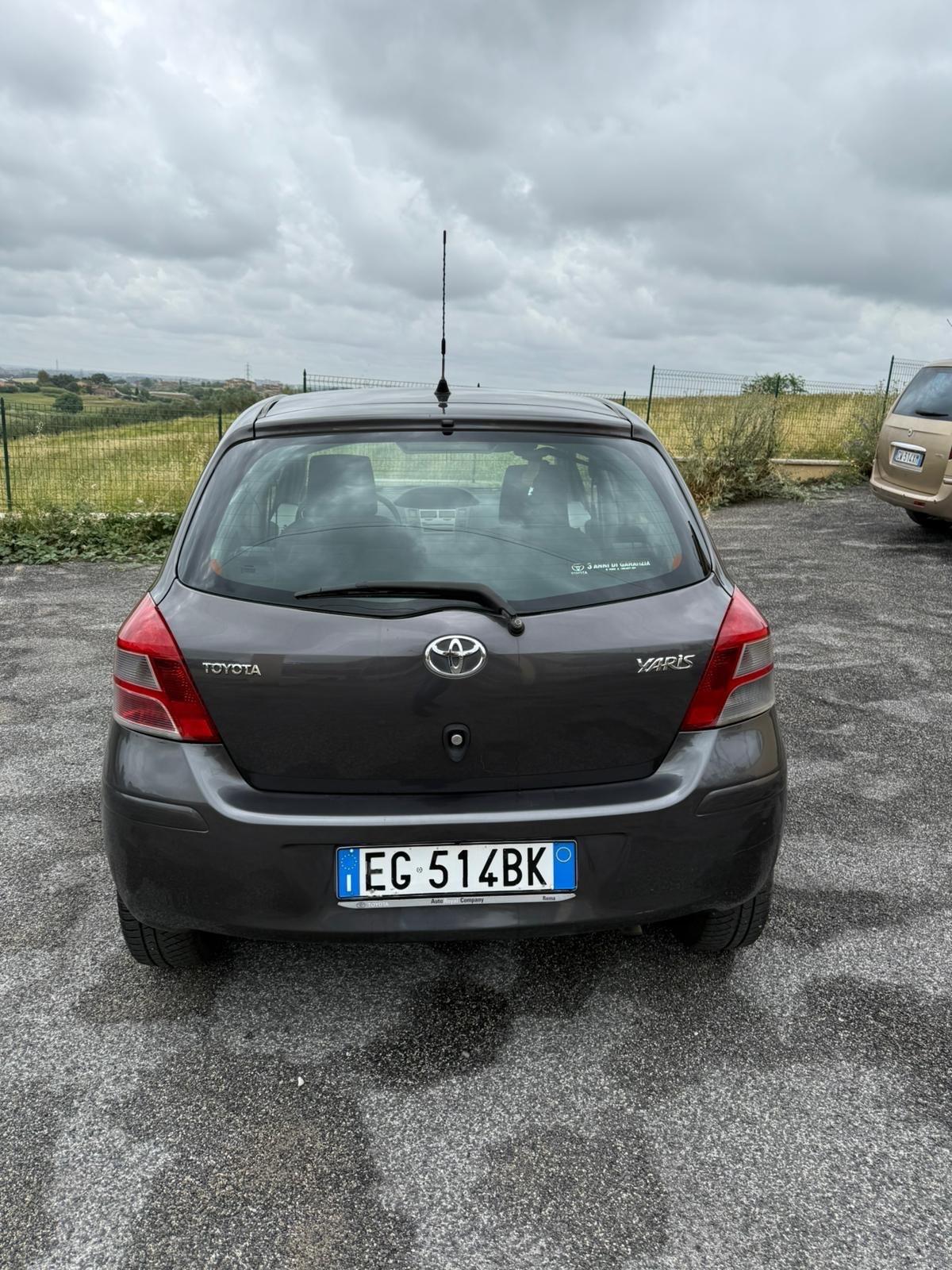 Toyota Yaris 1.4 D-4D DPF 5 porte Sol