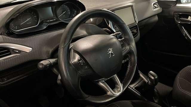 Peugeot 208 5 Porte 1.2 PureTech 82cv Allure 5p 1.2 puretech