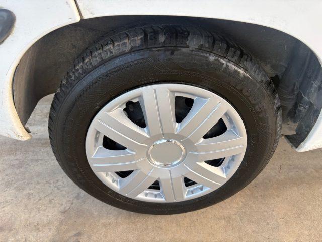 PEUGEOT 106 954i cat POCHI CHILOMETRI VERI TUTTO ORIGINALE