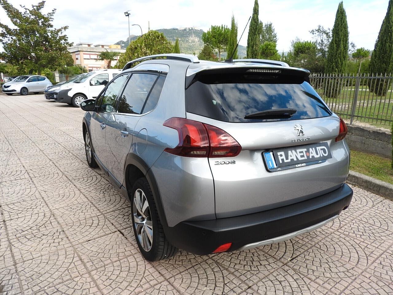 Peugeot 2008 1.6 BLUEHDI 100CV