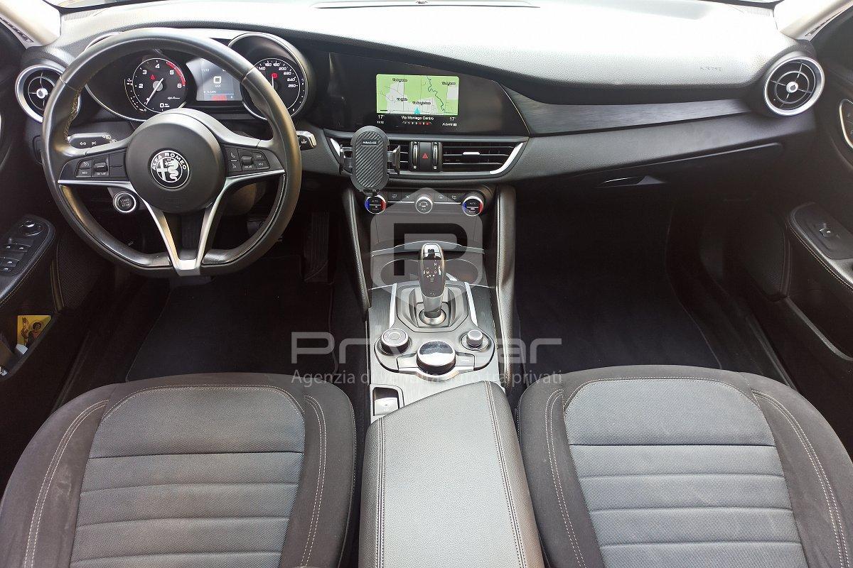 ALFA ROMEO Giulia 2.2 Turbodiesel 150 CV AT8 Business