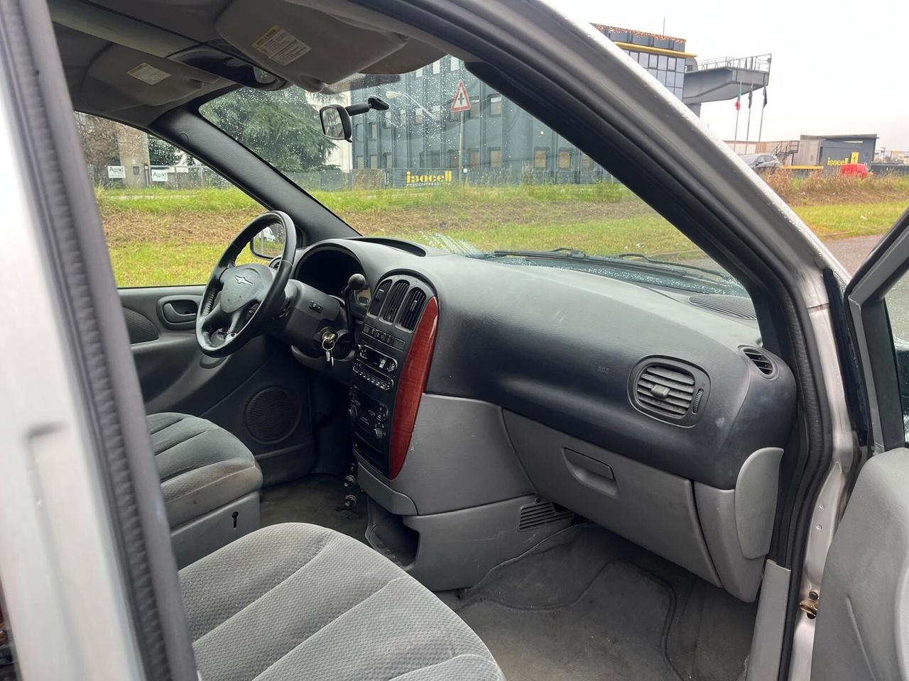 Chrysler Voyager 2.8 CRD cat LX Auto