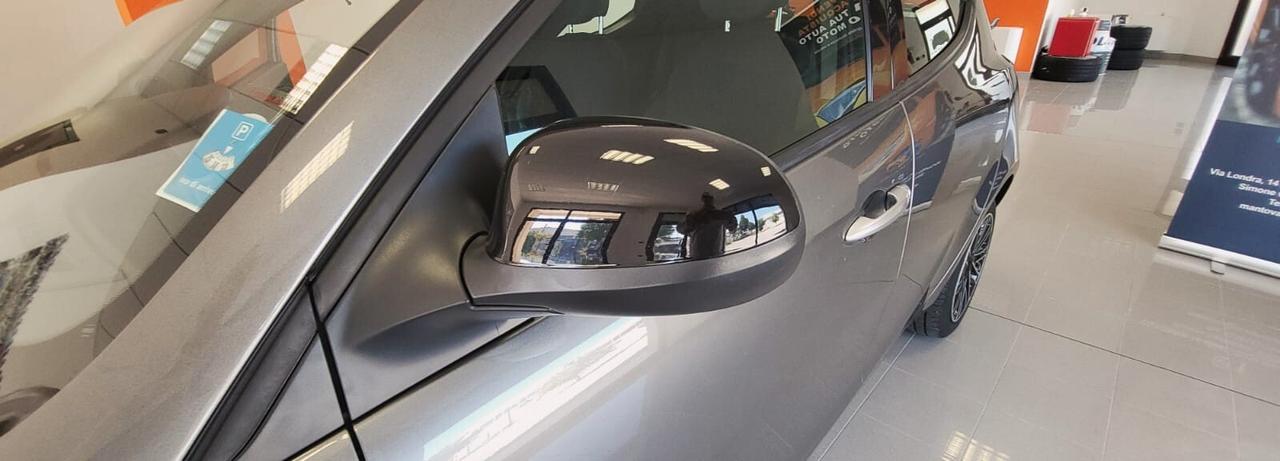 Lancia Ypsilon 1.0 FireFly 5 porte S&S Hybrid Silver Plus