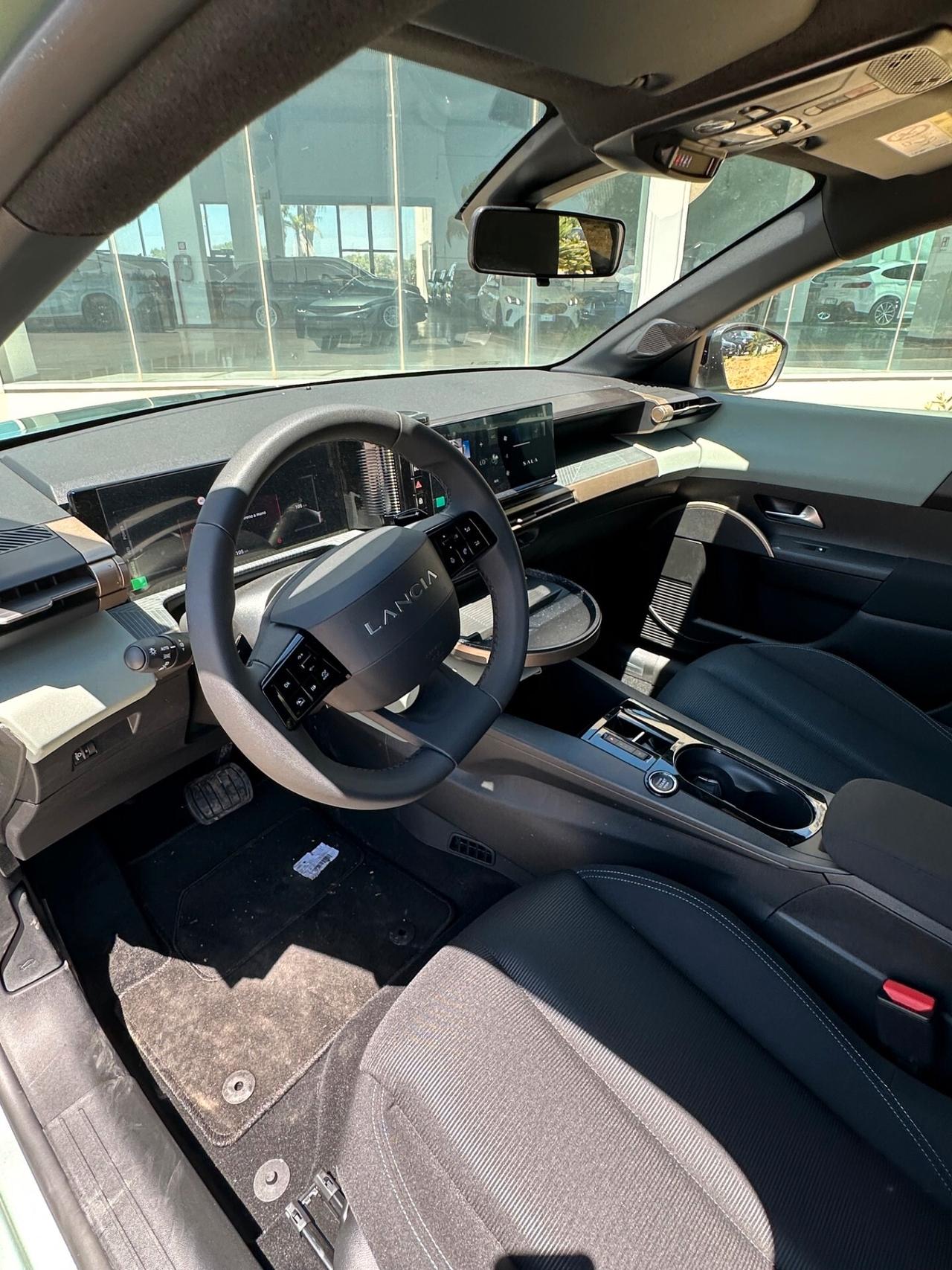 Lancia Ypsilon 1.2 mhev e-dct offerta T-Stock prezzo imperdibile