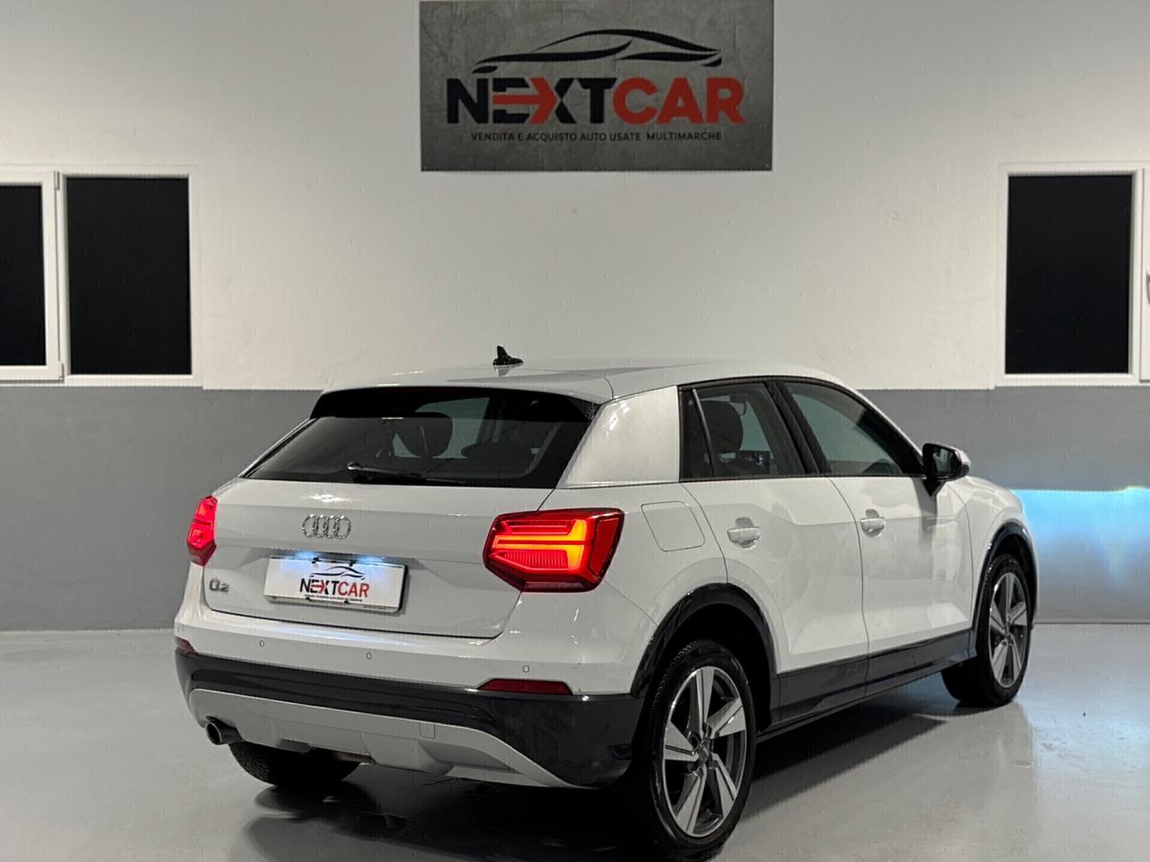 Audi Q2 TDI S tronic NAVI !