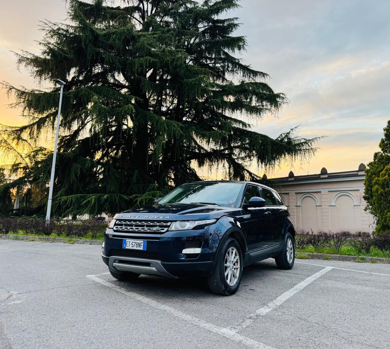 Land Rover Range Evoque 2.2 TD4 5p. Prestige