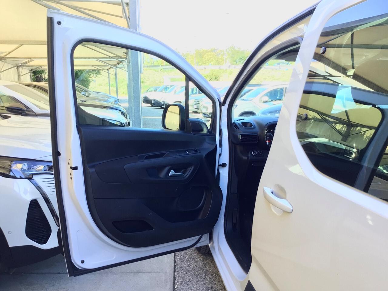 Opel Combo Autocarro 5 posti N1 1.5 diesel 100cv Life