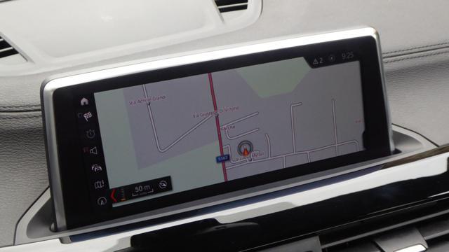 BMW X1 sDrive18d xLine Plus Autom