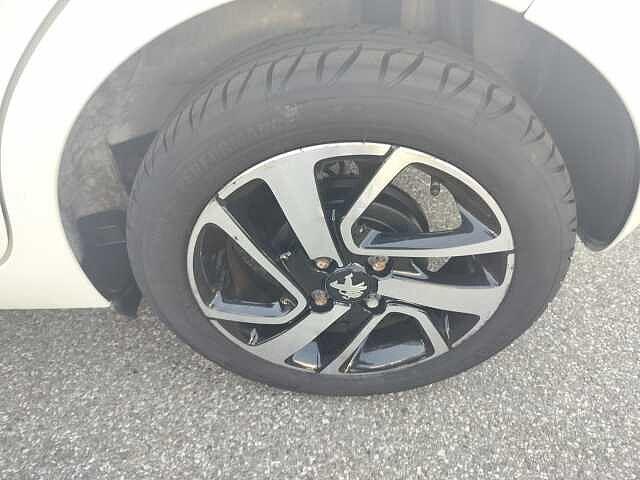 Peugeot 108 VTi 68 5 porte Allure