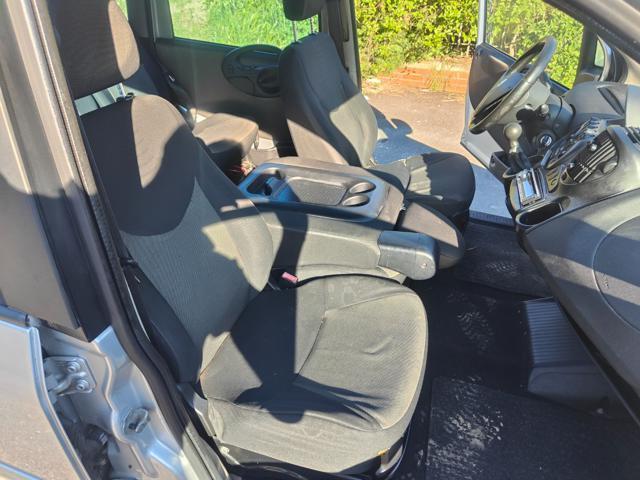 FIAT Multipla 1.6 16V Natural Power Dynamic