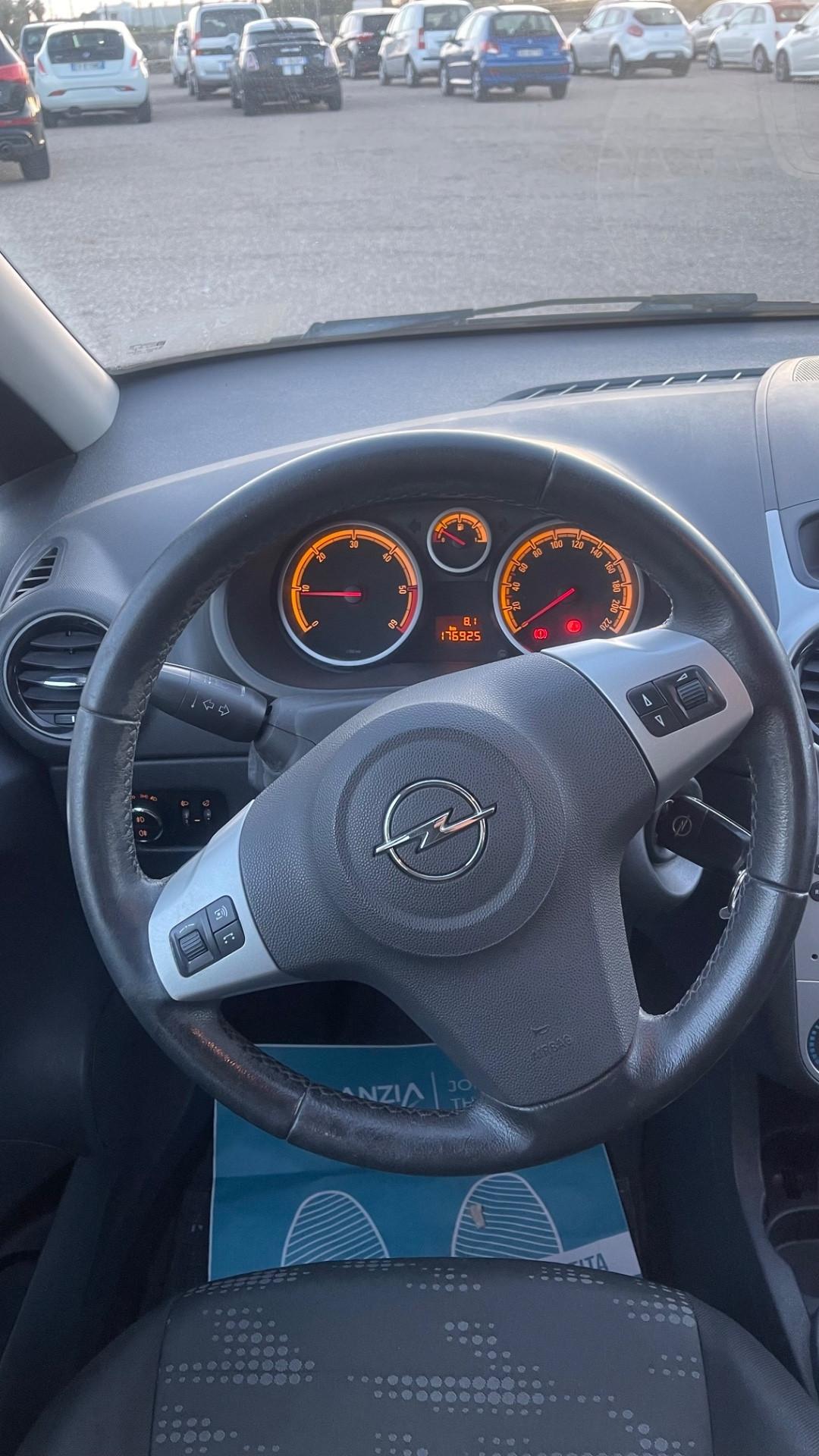 Opel Corsa 1.3 CDTI 75CV 5 porte 2011