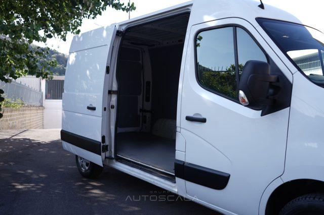 RENAULT Master T35 2.3 dCi 135 L2-H2 Furgone Ice Plus