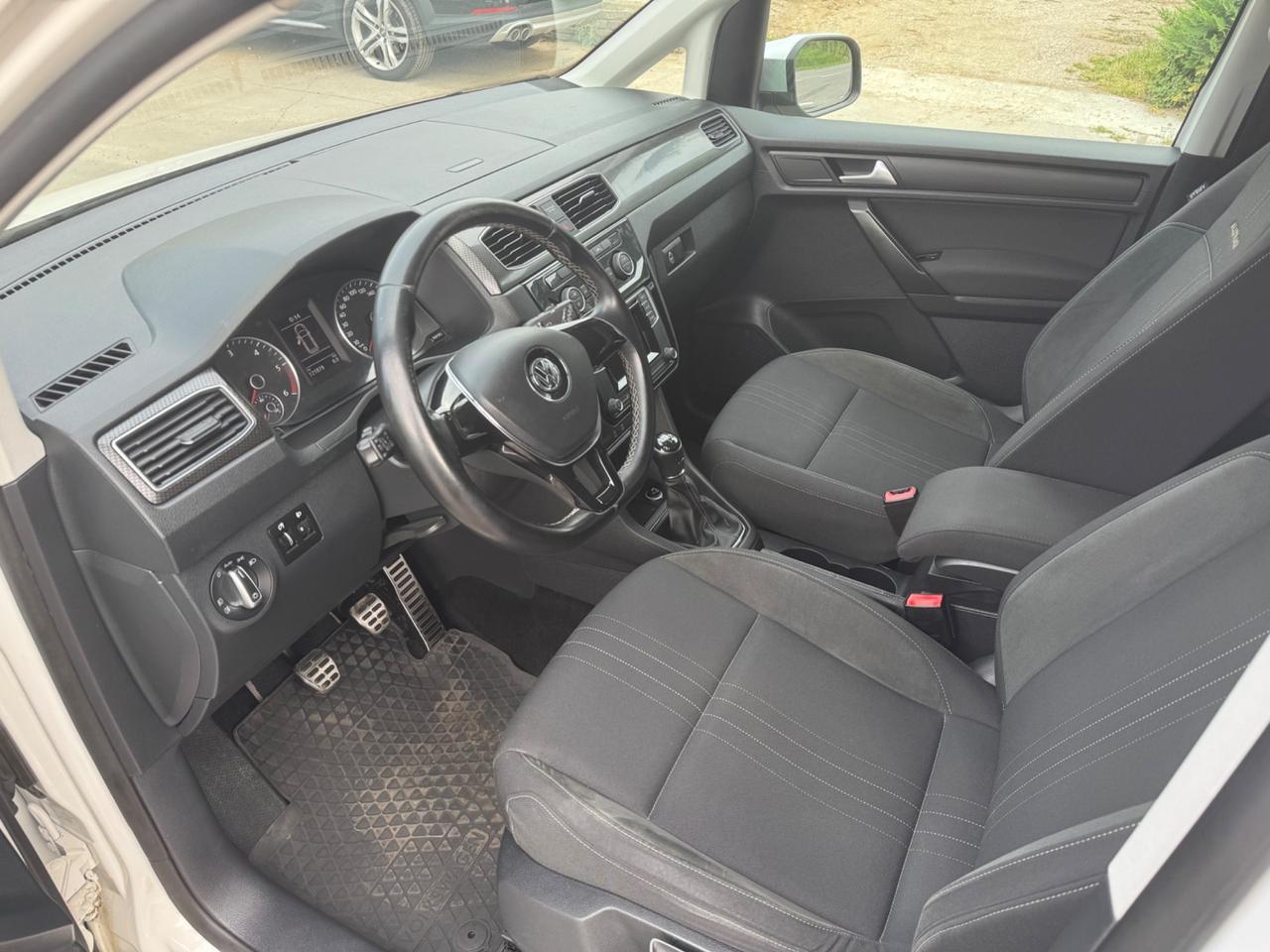 VW CADDY ALLTRACK 2.0 TDI 122 CV 4MOTION MANUALE