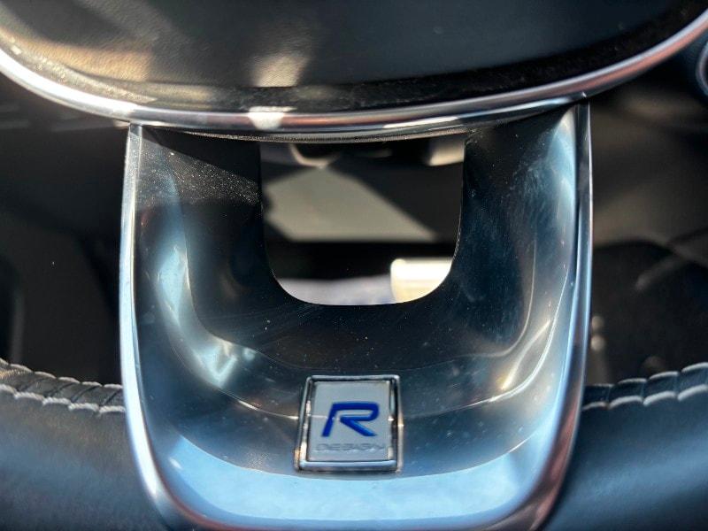 VOLVO XC40 (2017-->) XC40 D3 Geartronic R-design