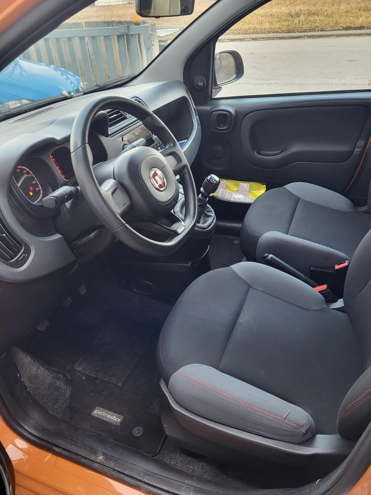 Fiat Panda 1.2 Connected by Wind
