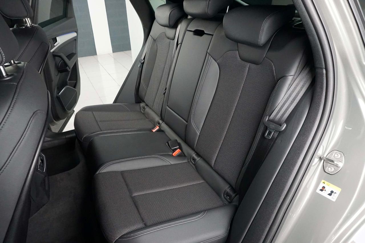 Audi Q5 SPB 40 TDI quattro S tronic S line Identity Black