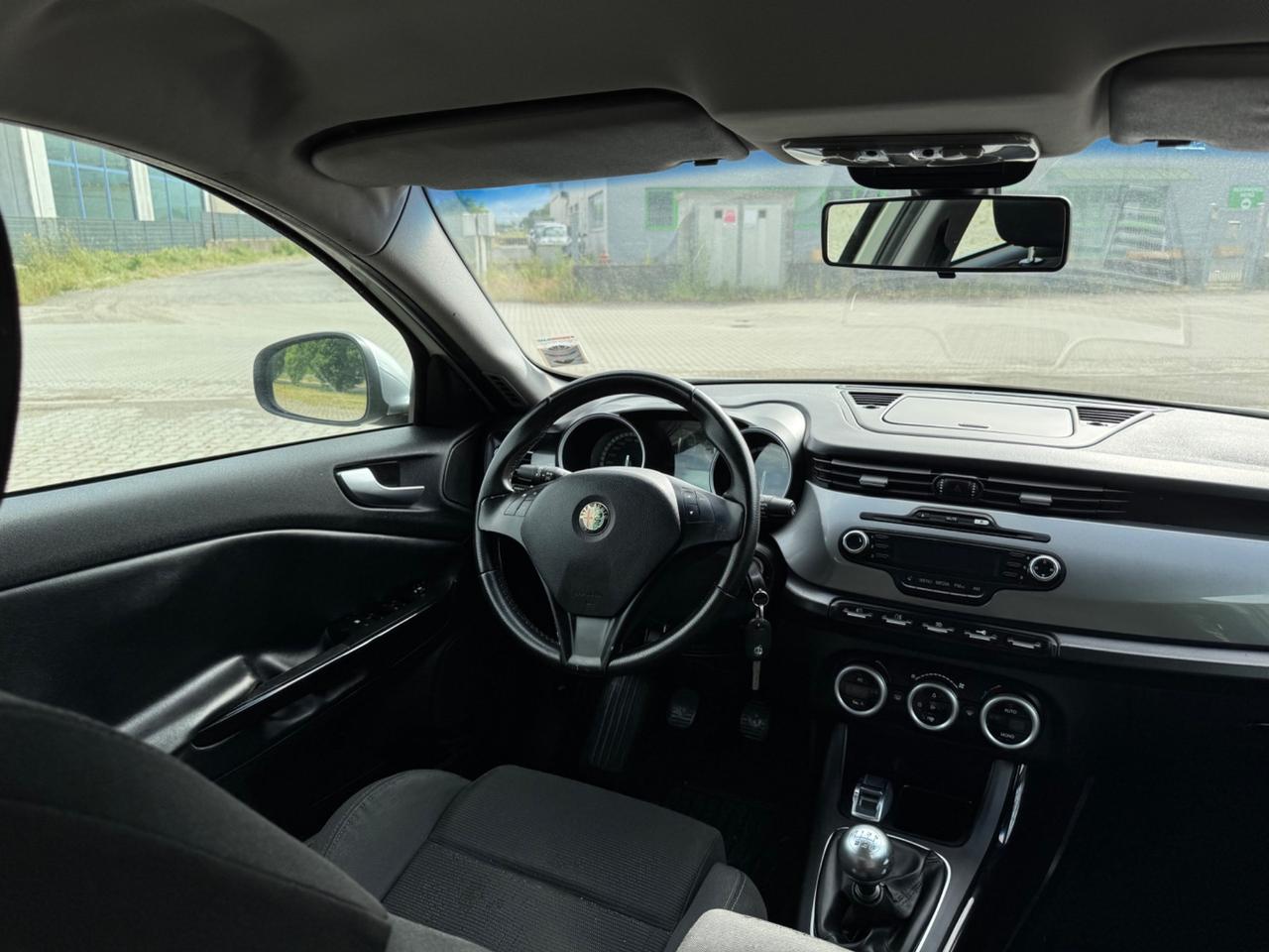 Alfa Romeo Giulietta 1.6 JTDm-2 105 CV Exclusive