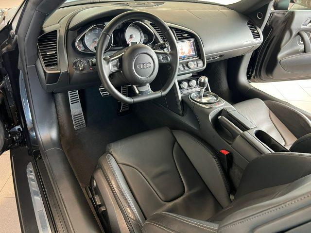 AUDI R8 Coupe 4.2 V8 TARGHE ORIGINALI ! SOLO 62000KM !