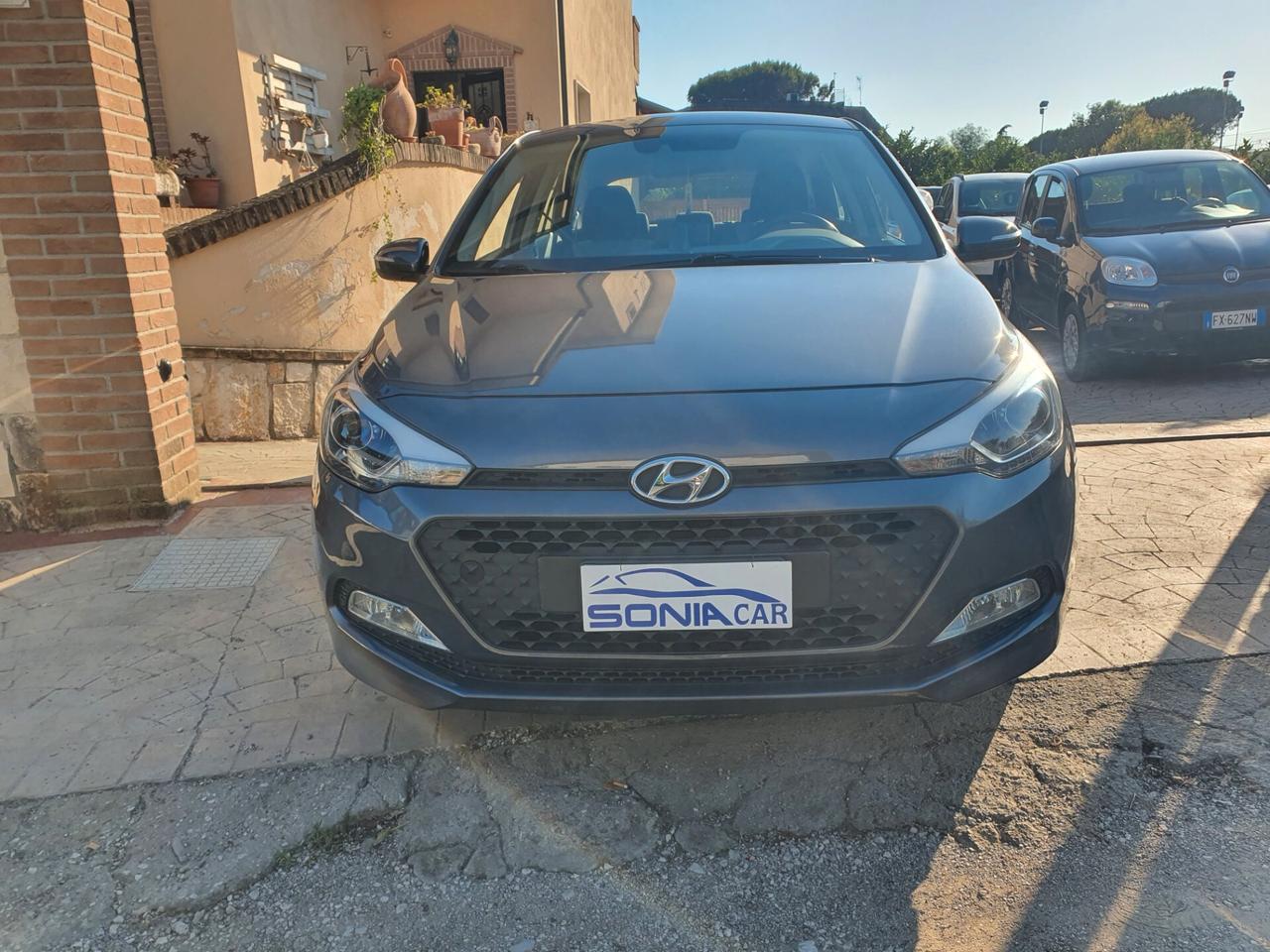 Hyundai i20 1.1 CRDi 12V 5 porte Comfort neopatentati