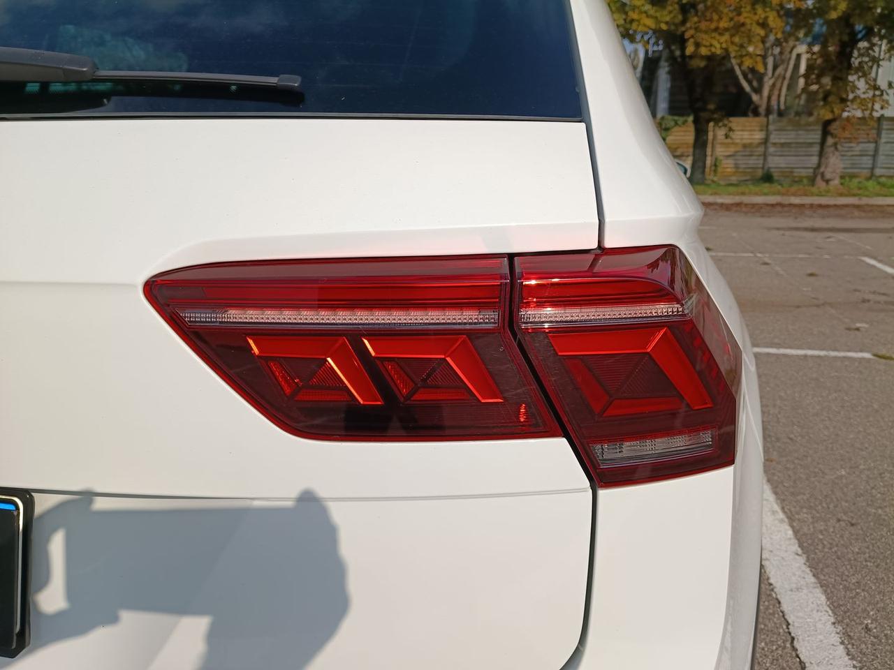 Volkswagen Tiguan R-LINE #50664