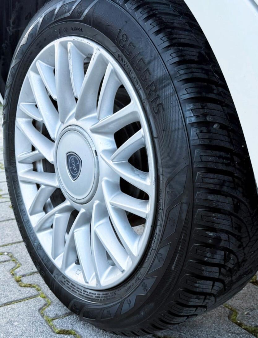 Lancia Ypsilon 1.2 *UNICOPROPRIETARIO *69 CV 5 porte Elle