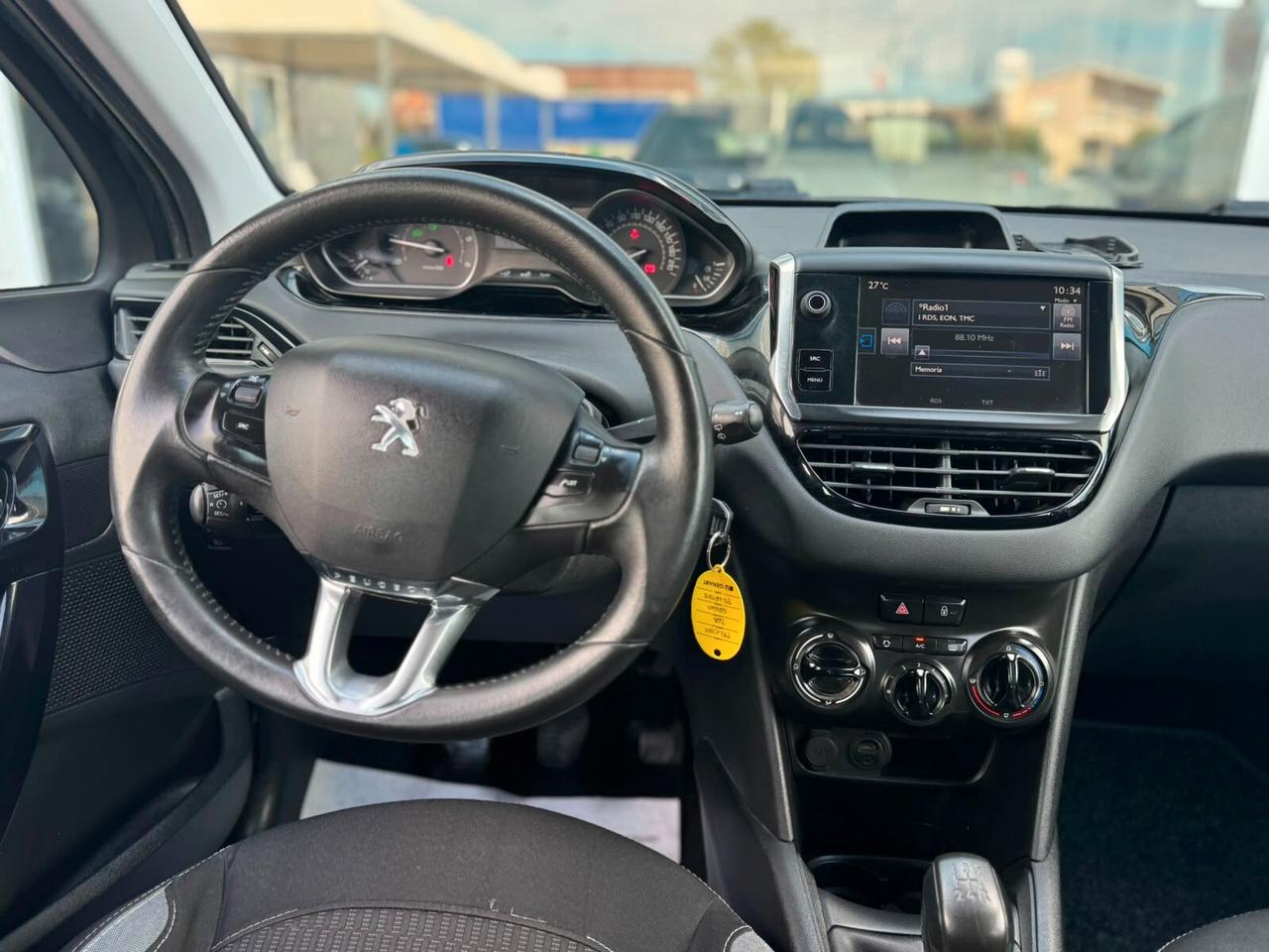 Peugeot 208 BlueHDi 75 5 porte Allure