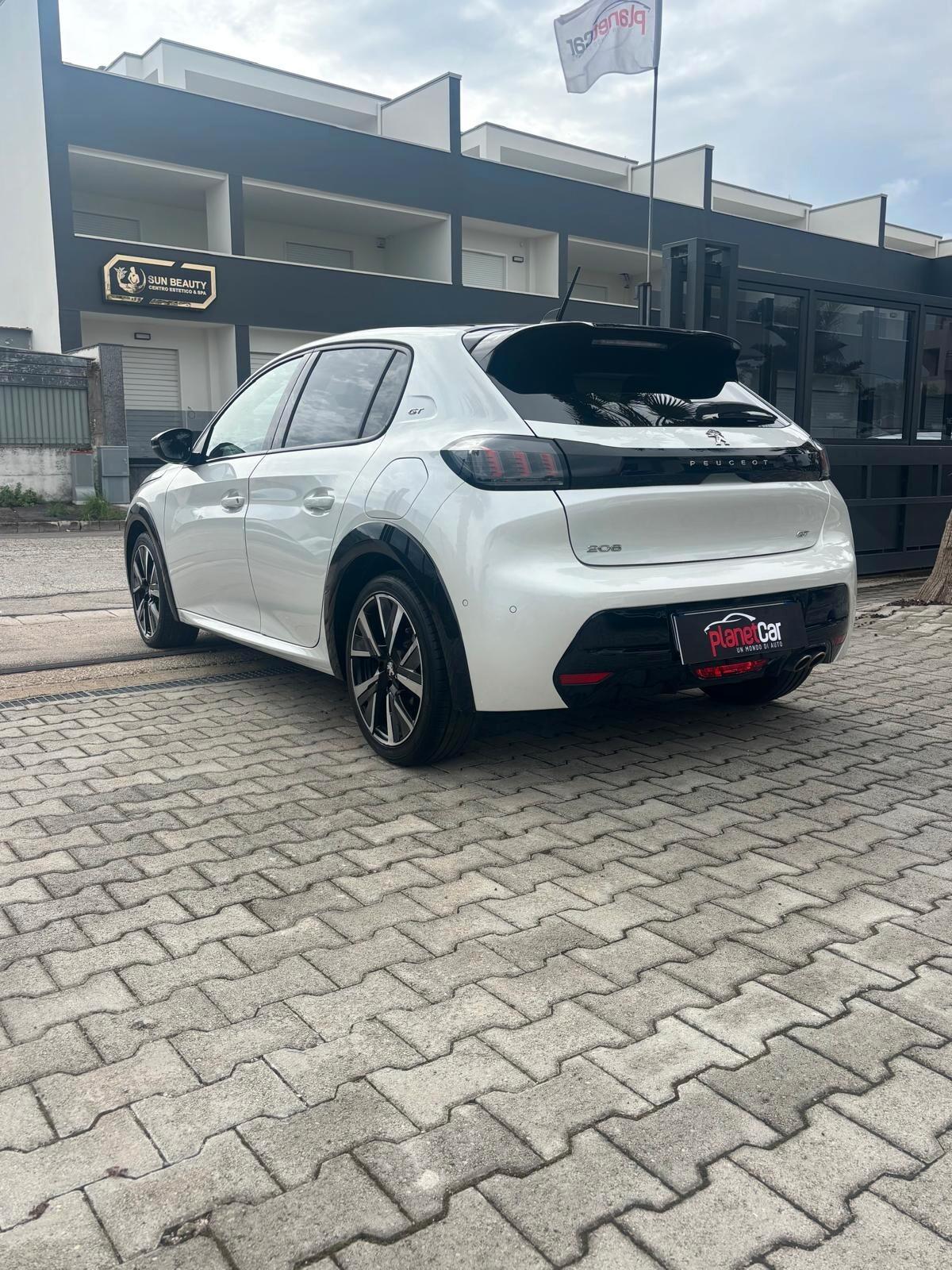 Peugeot 208 PureTech 130 Stop&Start EAT8 5 porte GT
