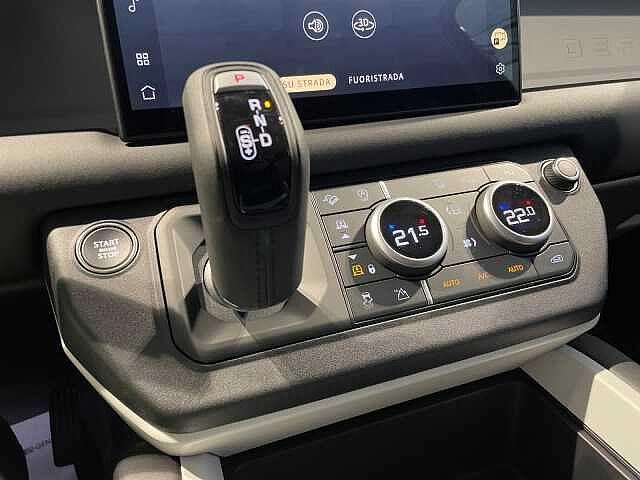 Land Rover Defender 90 3.0D I6 200 CV AWD Auto S