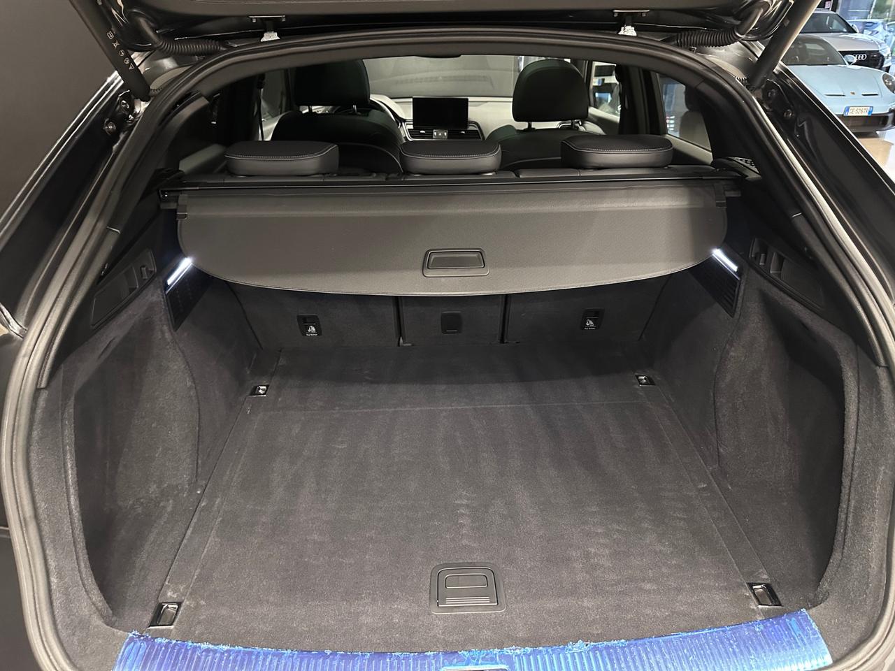 Audi SQ5 Sportback 3.0 tdi mhev 48V Sport Attitude quattro tiptronic