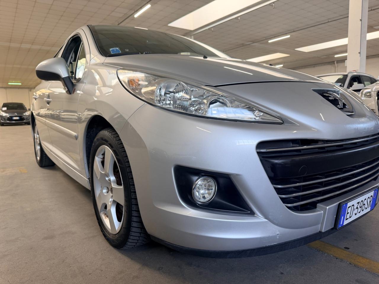 Peugeot 207 1.6 8V HDi 112CV 5p. XS