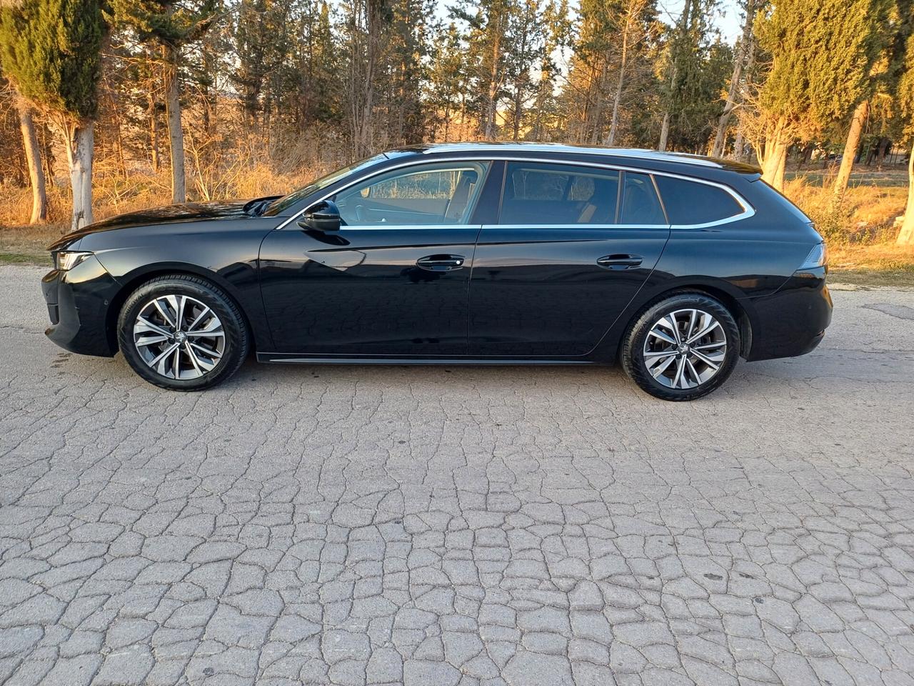Peugeot 508 BlueHDi 160 Stop&Start EAT8 SW Allure CAMERA-RADAR-FULL