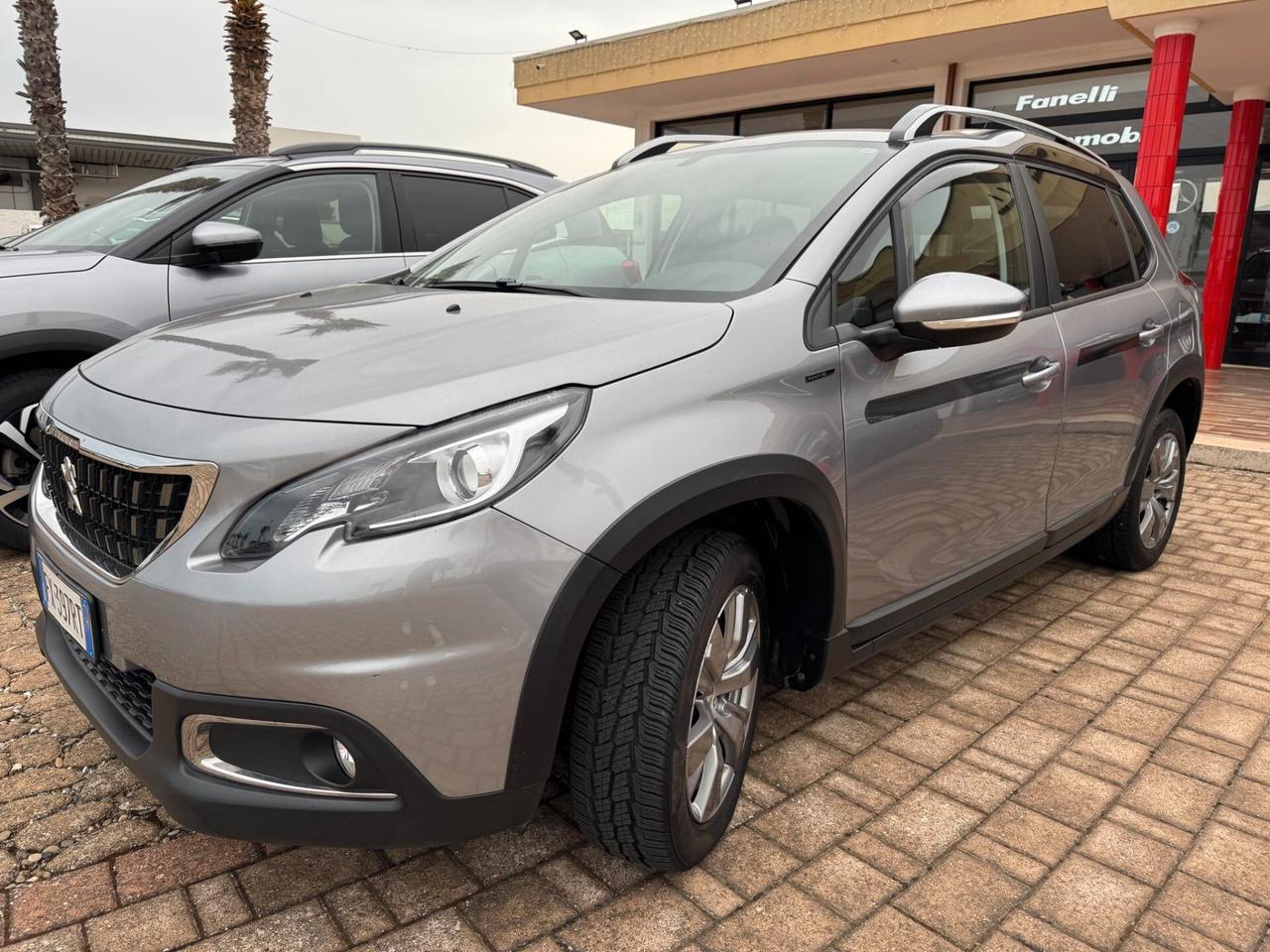 Peugeot 2008 BlueHDi 100 S&S Signature