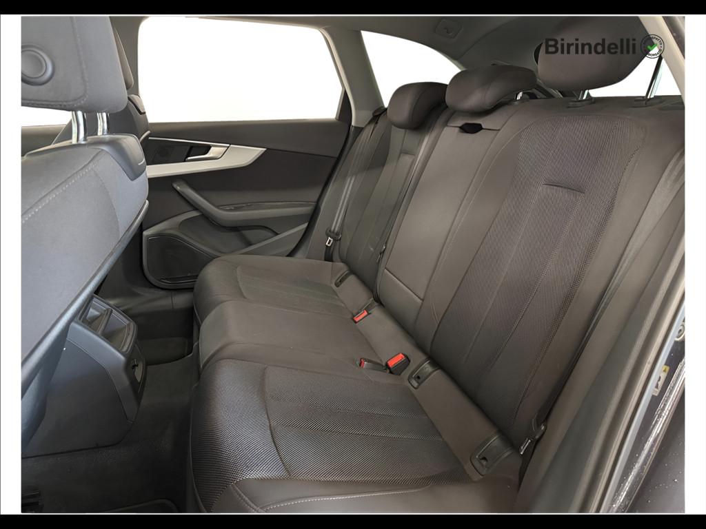 AUDI A4 5ª serie - A4 Avant 2.0 TDI 150 CV S tronic Design