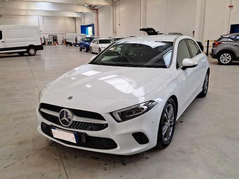 MERCEDES-BENZ A 180 d Automatic Business Extra 5 PORTE