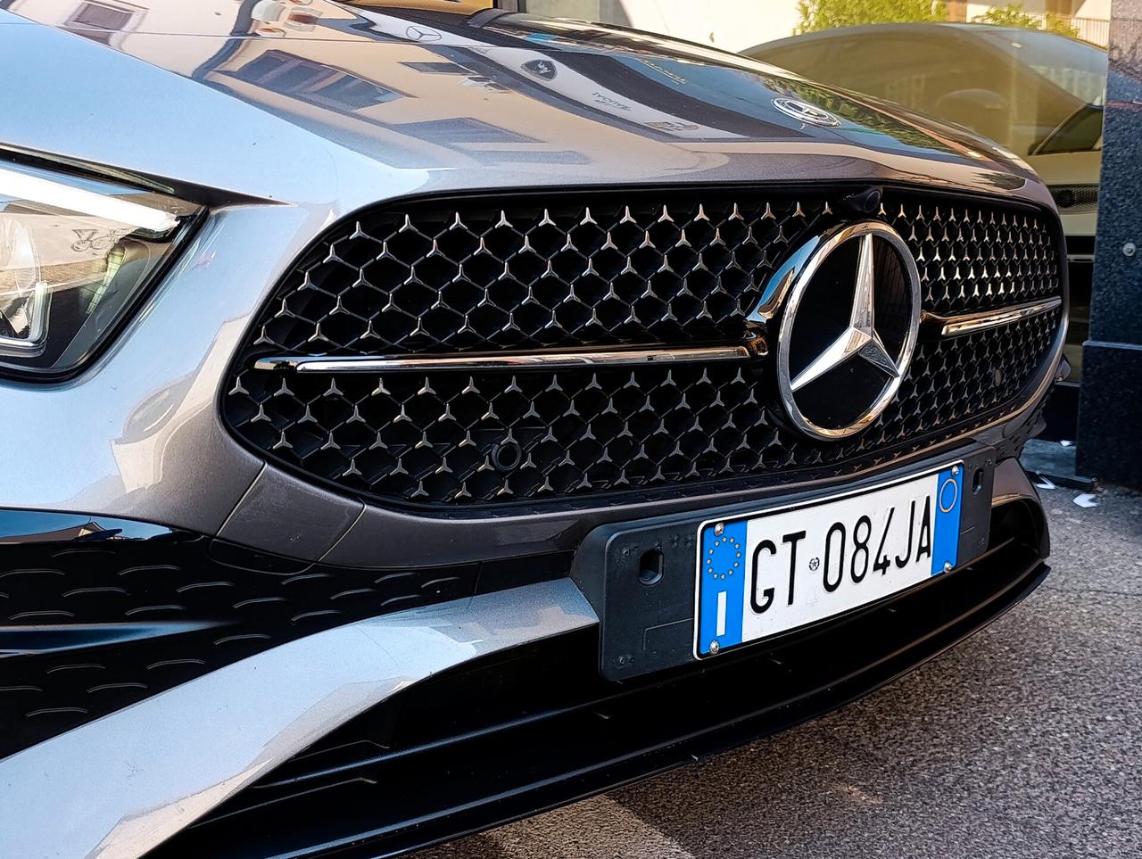Mercedes-benz A 200 d Automatic AMG Line Premium