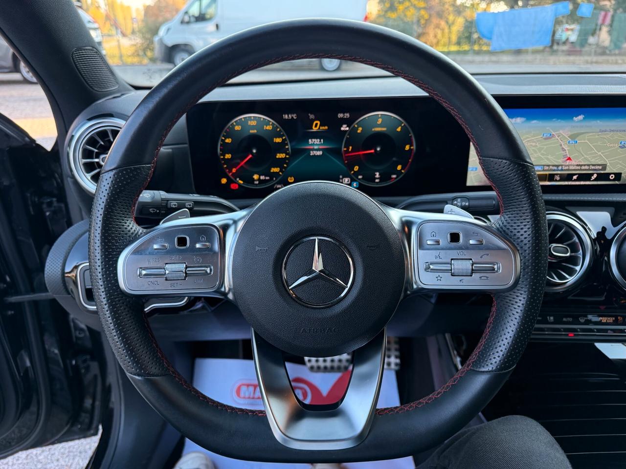 Mercedes-benz A 180 d Automatic AMG Line Premium Night Edition